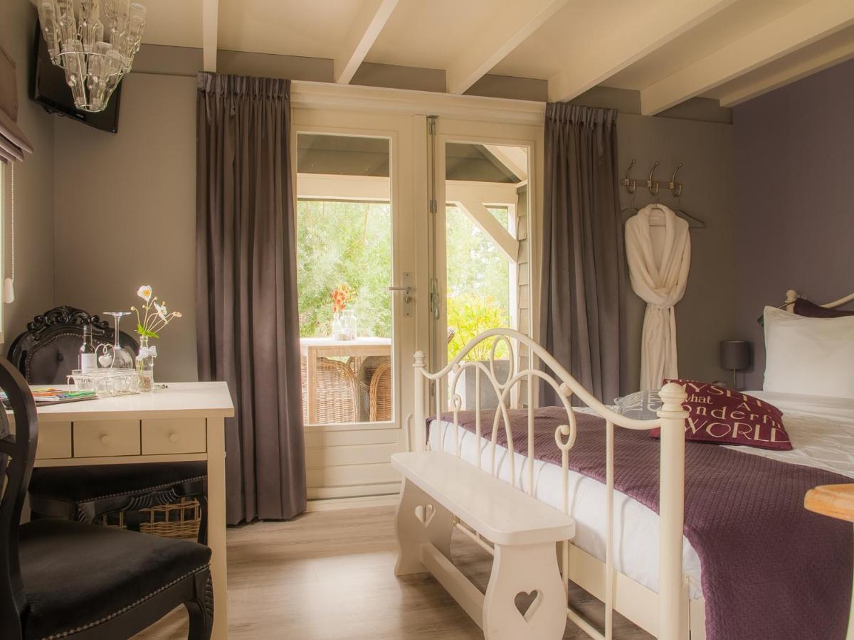 Bed & Breakfast De Schuur Inn Numansdorp Екстериор снимка